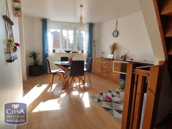 Appartement à louer 57.1m² Lambres-lez-Douai (59552)