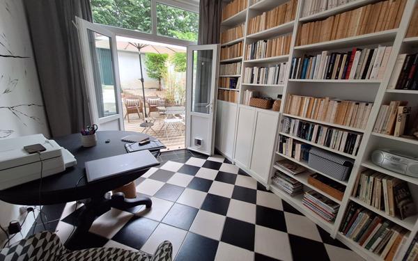 Maison à vendre    6 pièces • 142,09 m2 Néris-les-Bains