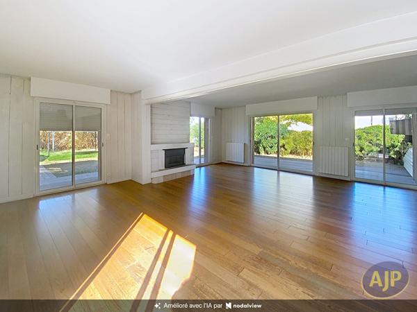 Biens de prestige à vendre Gujan Mestras : maison 2 000€ - AJP Immobilier Arcachon