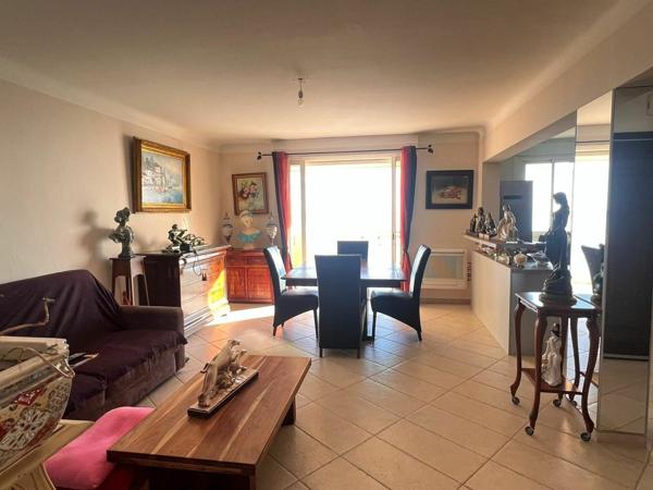 Appartement à vendre    3 pièces • 75 m2 Canet-en-Roussillon