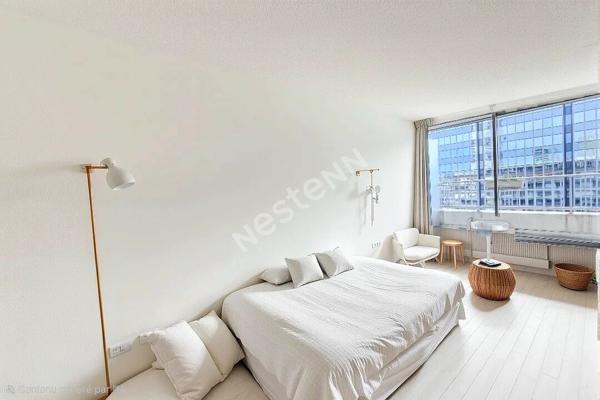 Puteaux : Dernier étage Terrasse, Appartement 3 /4 Pièces de 94 m² avec cave et Parking