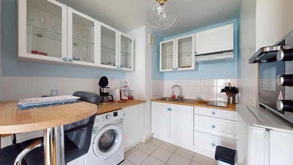 À VENDRE : Appartement 2 pièces de 43 m² avec parking