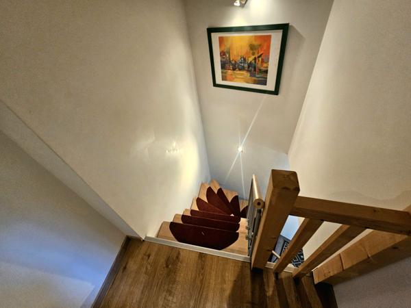 BASTIDE  Rénovée - 190 m²  4 Chambres - terrain clos et arboré de 600 m² avec belle Piscine 