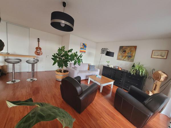 A VENDRE BORDEAUX SAINT JEAN Appartement T5 de 114.96 m²