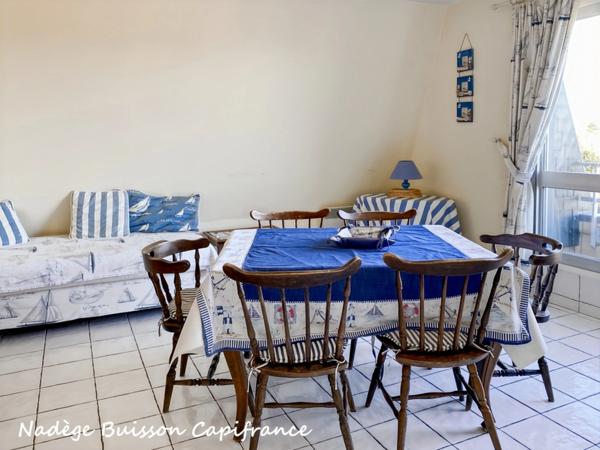 À Vendre – Appartement Meublé avec Vue Dégagée – Houlgate