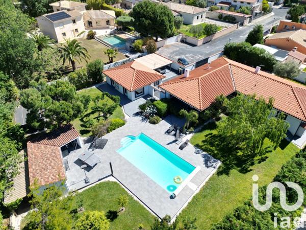 Maison 7 pièces de 190 m² à Corneilla-la-Rivière (66550)