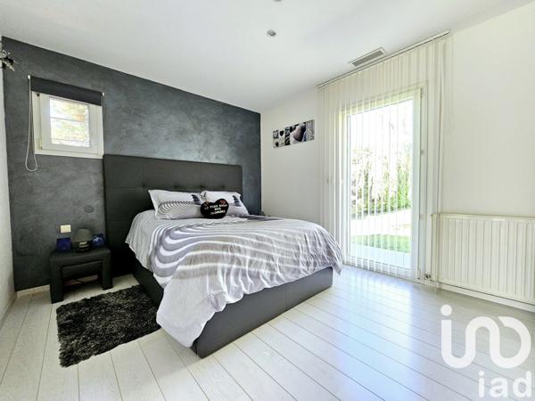 Maison 7 pièces de 190 m² à Corneilla-la-Rivière (66550)