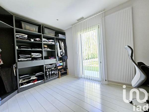 Maison 7 pièces de 190 m² à Corneilla-la-Rivière (66550)