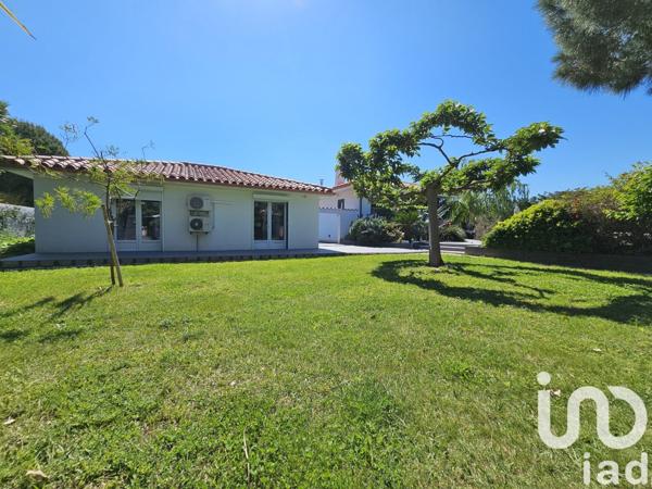 Maison 7 pièces de 190 m² à Corneilla-la-Rivière (66550)