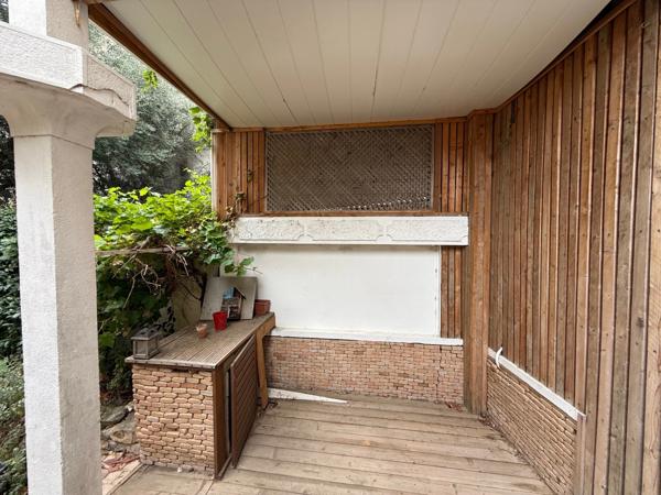 Demeure de caractère au cœur de Lézignan-Corbières avec patio privatif – 217 m² habitables