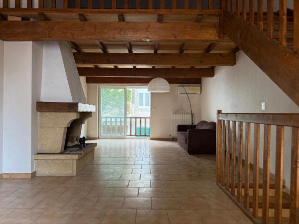 Demeure de caractère au cœur de Lézignan-Corbières avec patio privatif – 217 m² habitables