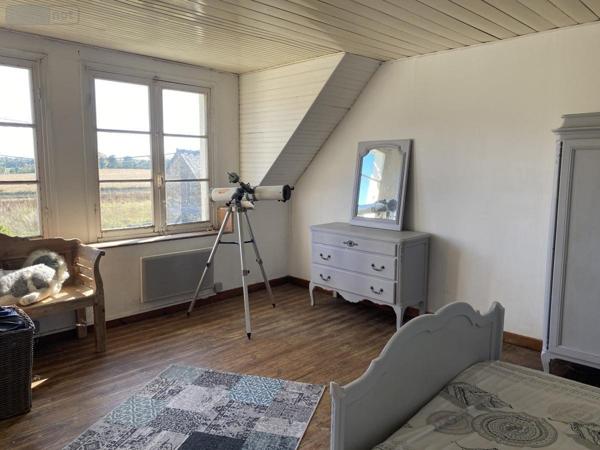 Maison à vendre à Ploëzal dans les Côtes-d'Armor (22260), ref : 22079-842