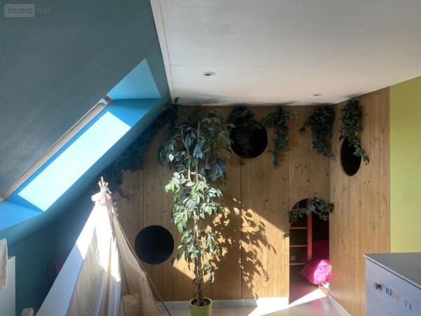 Maison à vendre à Ploëzal dans les Côtes-d'Armor (22260), ref : 22079-842