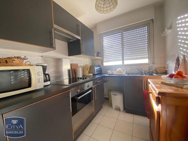 Appartement à louer 2 pièces 43.9m²