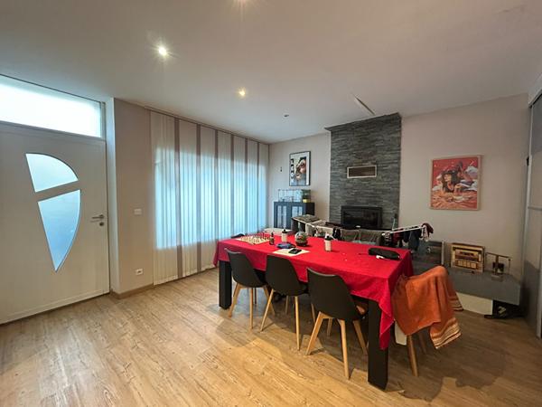 Maison de ville de 7 pièces à vendre à Noyen sur Sarthe