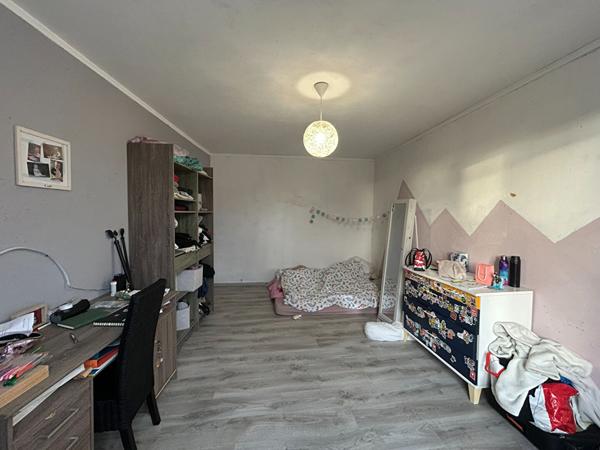 Maison de ville de 7 pièces à vendre à Noyen sur Sarthe