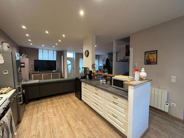 Maison de ville de 7 pièces à vendre à Noyen sur Sarthe