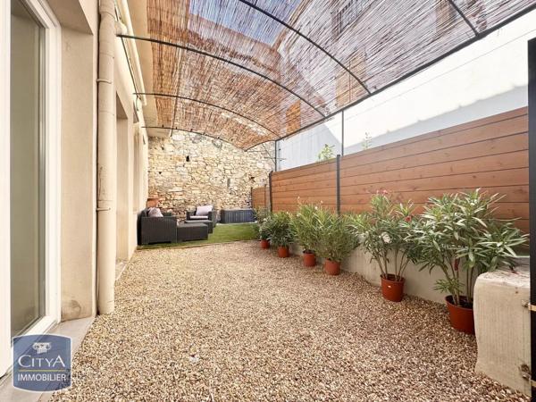 Appartement à louer 3 pièces 65.08m² Nîmes (30900)