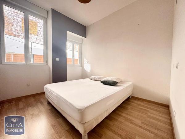 Appartement à louer 3 pièces 65.08m² Nîmes (30900)
