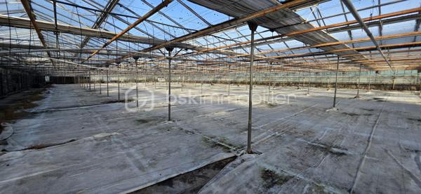 Terrain de 17 382 m²