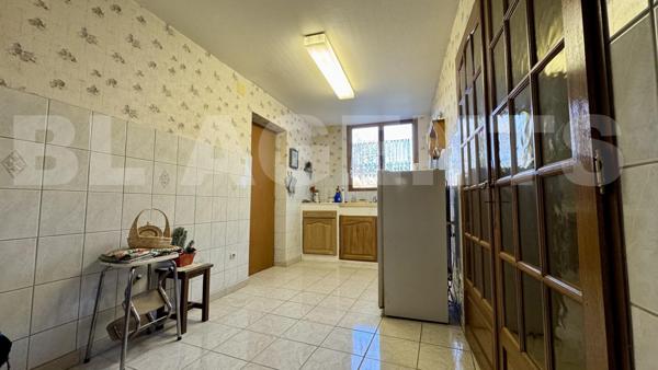 maison/villa 7 pièce(s) 231 m2