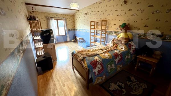 maison/villa 7 pièce(s) 231 m2