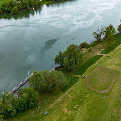 Restaurant d’exception en bord de Saône à saisir !
