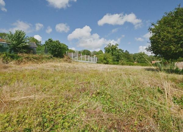 Terrain à vendre    791 m2 Saint-Riquier