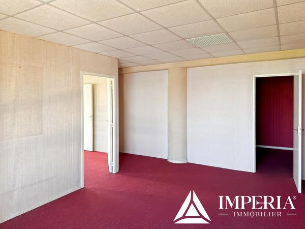 Saint-Pierre-des-Corps (37700) BUREAUX GARE TGV