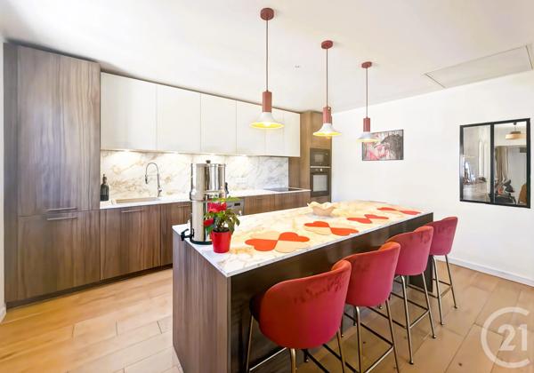 Appartement T3 à vendre  3 pièces - 121,35 m 2   CALVI  - 202