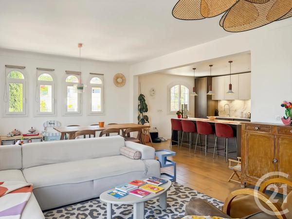 Appartement T3 à vendre  3 pièces - 121,35 m 2   CALVI  - 202