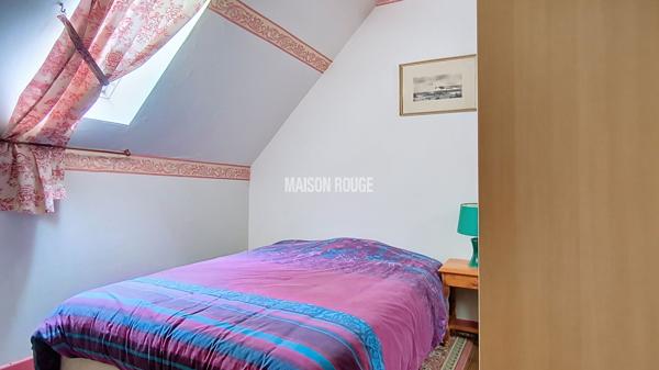 Manoir du XIVe siècle avec dépendances, gîte et 8,5 hectares de terrain Propriété de prestige entre mer et campagne