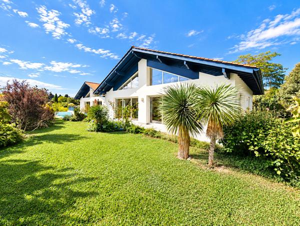 Maison Urrugne 8 pièce(s) 295 m2