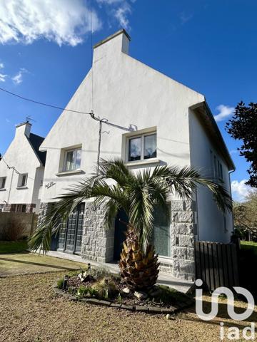 Maison traditionnelle 7 pièces de 118 m² à Tréguier (22220)