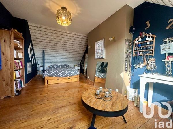 Maison traditionnelle 7 pièces de 118 m² à Tréguier (22220)