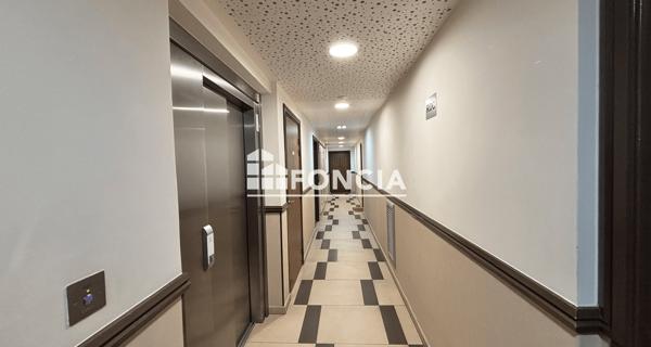 Location Appartement meublé 3 pièces 55.53 m² - Buc 78530