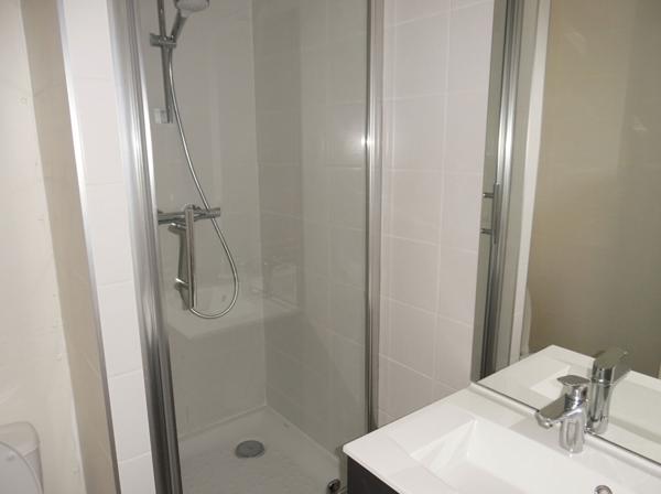 Location
                Appartement20,01 m² - 1 Pièce -
                    CLERMONT FERRAND (63000)
