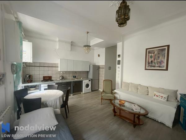 A VENDRE MARSEILLE 13003 ST LAZARE ST CHARLES APPARTEMENT T2 COURS TERRASSE CAVE 