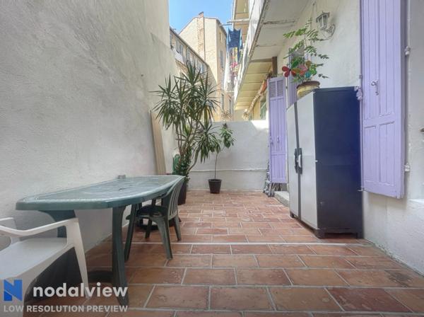 A VENDRE MARSEILLE 13003 ST LAZARE ST CHARLES APPARTEMENT T2 COURS TERRASSE CAVE 