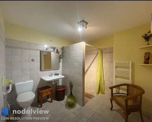 A VENDRE MARSEILLE 13003 ST LAZARE ST CHARLES APPARTEMENT T2 COURS TERRASSE CAVE 