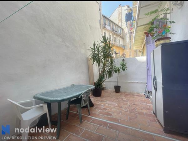 A VENDRE MARSEILLE 13003 ST LAZARE ST CHARLES APPARTEMENT T2 COURS TERRASSE CAVE 