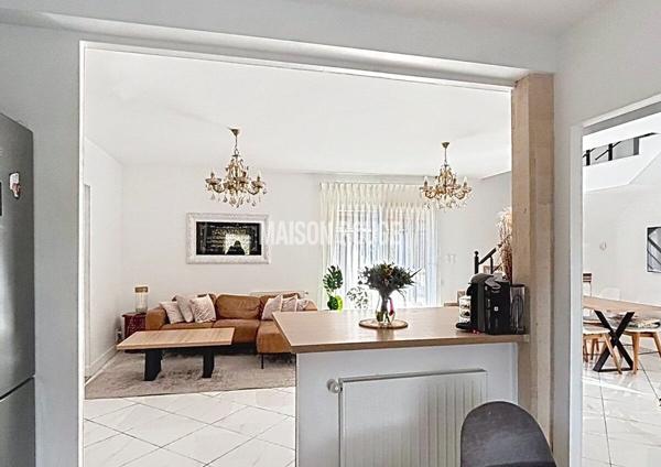 Maison contemporaine lumineuse - Vie de plain pied - Proche commodités