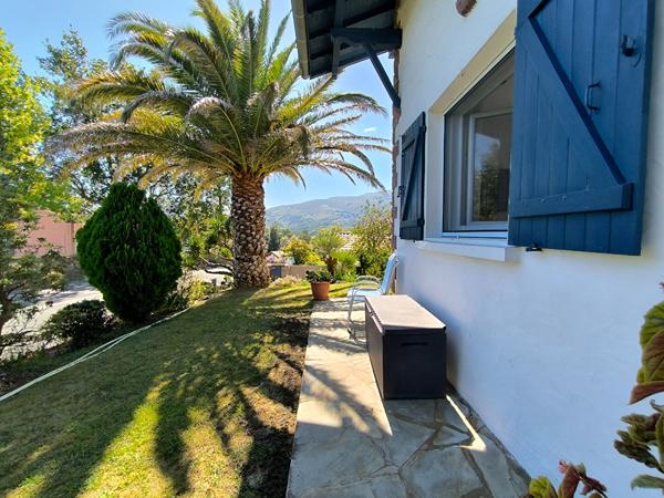 Maison 8 pièce(s) 185 m2