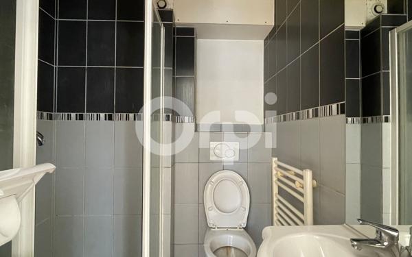 Immeuble à vendre    18 pièces • 343,20 m2 Évreux