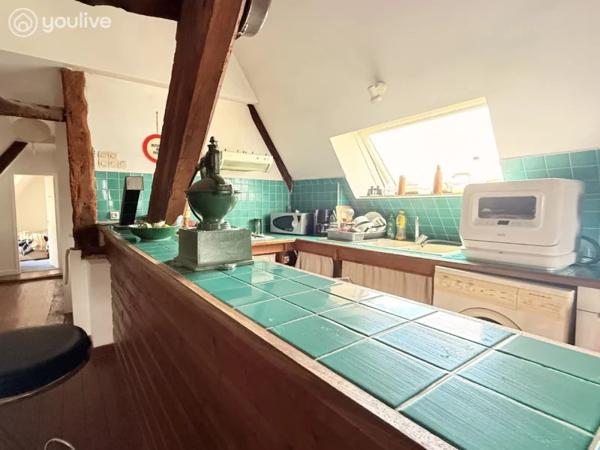 SAINT-VALÉRY-EN-CAUX – Vue sur les toits et les falaises, caractère normand authentique
