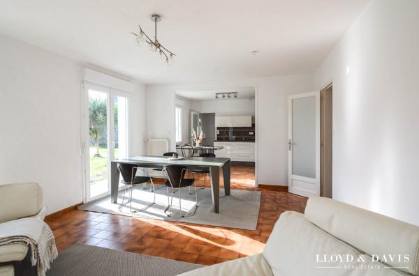 Maison familiale dans le bourg de Remungol
