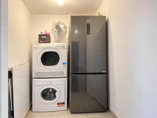 Appartement T3 avec jardin privatif et terrasse à seulement 10 minutes à pied du centre-ville