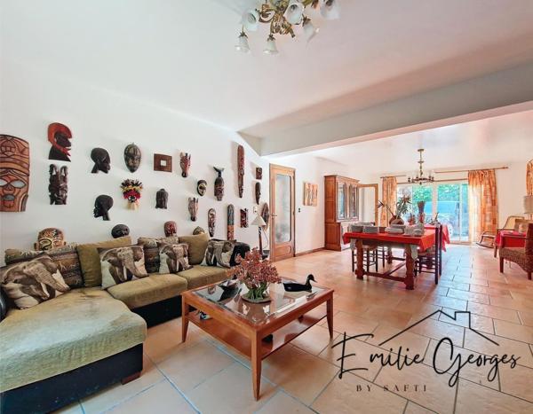 Grande maison de charme avec piscine et appartement indépendant