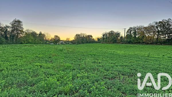 Terrain à vendre 700 m² Montagnat