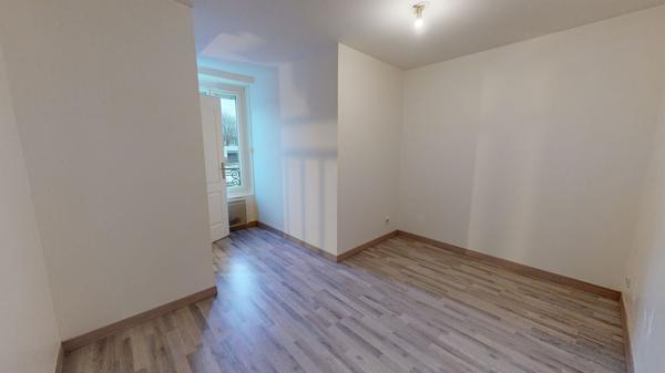 Immeuble CHILLY-MAZARIN 2 appartements avec 2 parkings 118.10 m²